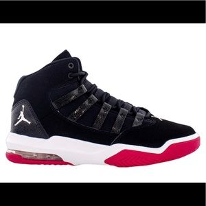 Girls Jordan Max Aura GS 'Black Rush Pink'